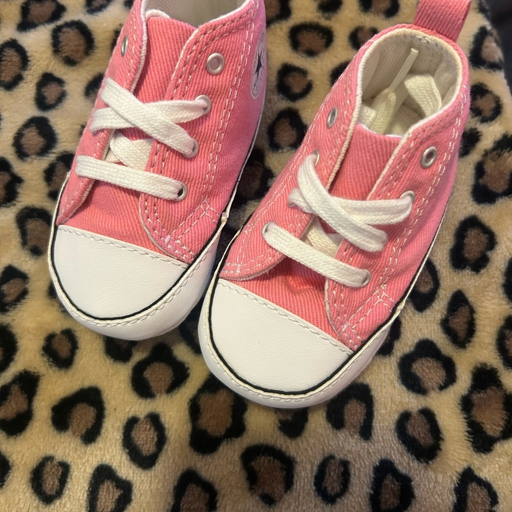 Pink baby converse